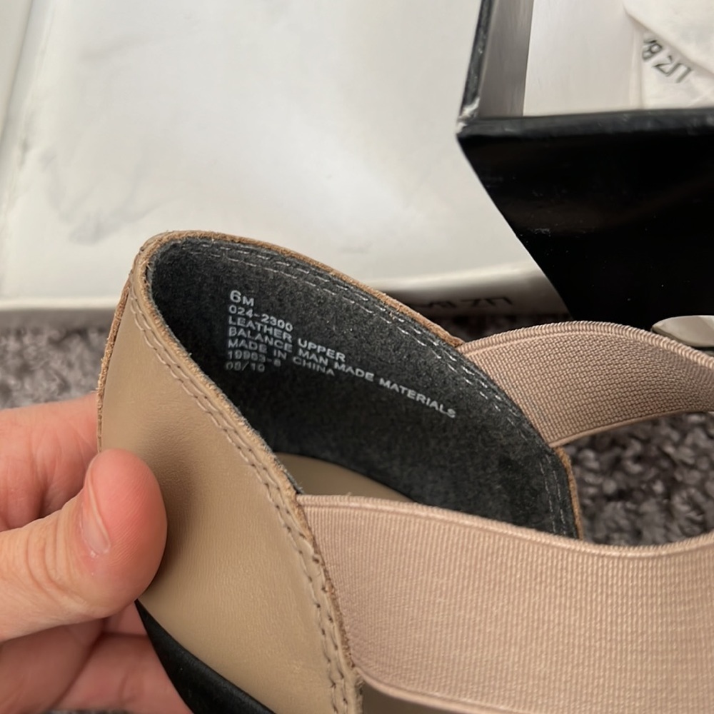 NEW in box Liz baker sandal - Picture 10 of 11